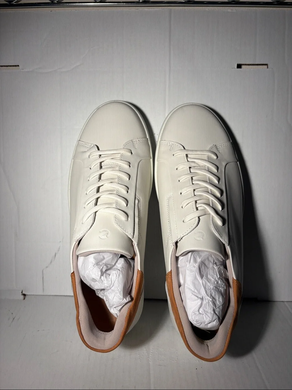NEW Ecco White Leather Sneakers with Tan Heel Accent Size 43EU 9-9.5US